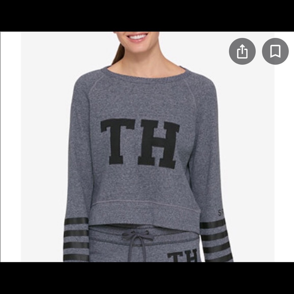 Tommy Hilfiger sweatshirt Medium